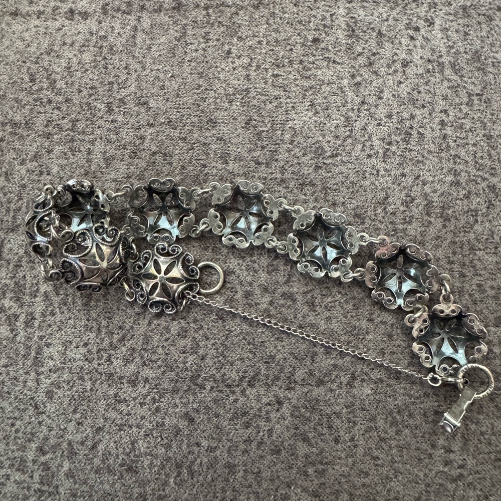 ***SOLD*****Vintage Elegant Silver Filigree Bracelet Women RF AU Sterling 7.5” - Picture 4 of 4